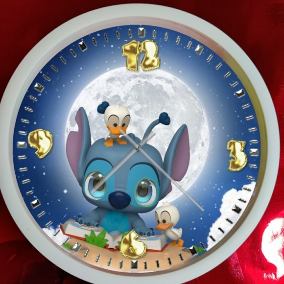 COPY - Lelo and Stitch reads men or women led clock - Picture 1 of 3